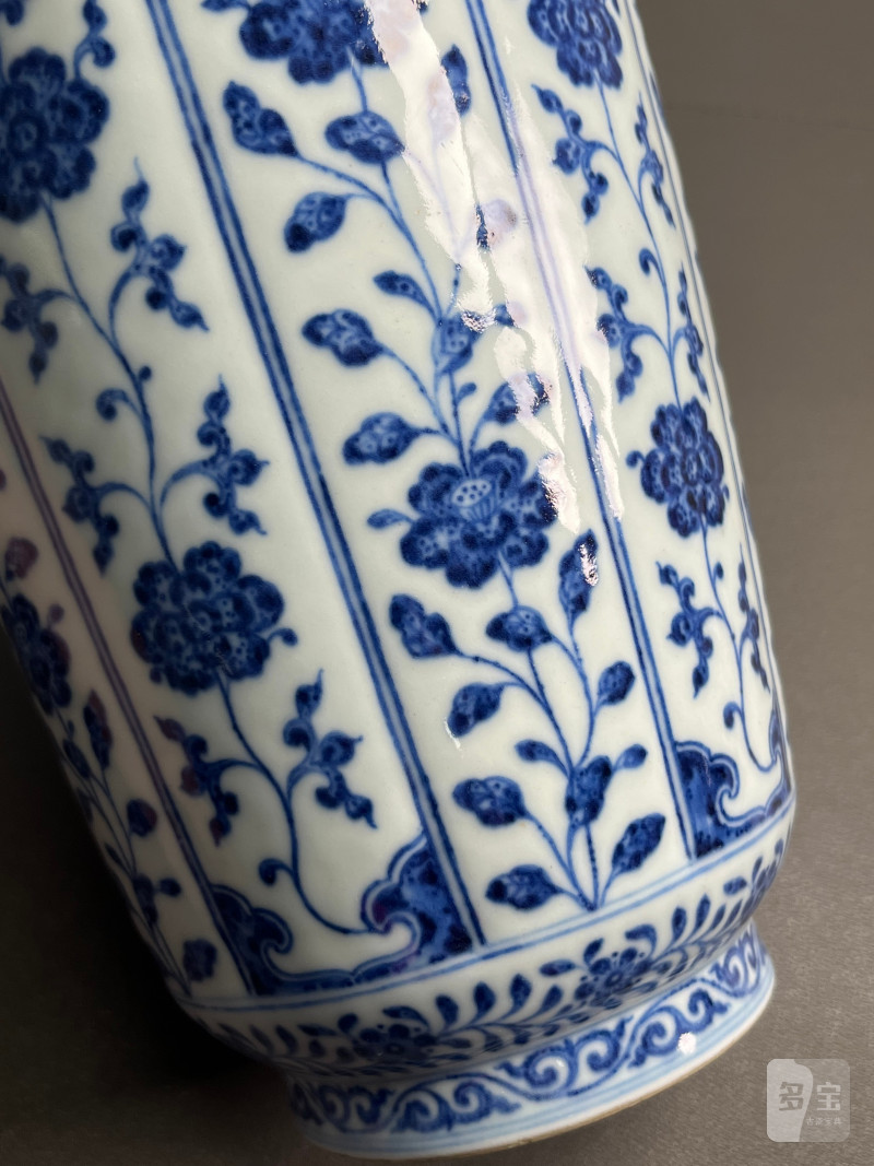 清乾隆  青花花卉纹棒槌瓶 - 图16